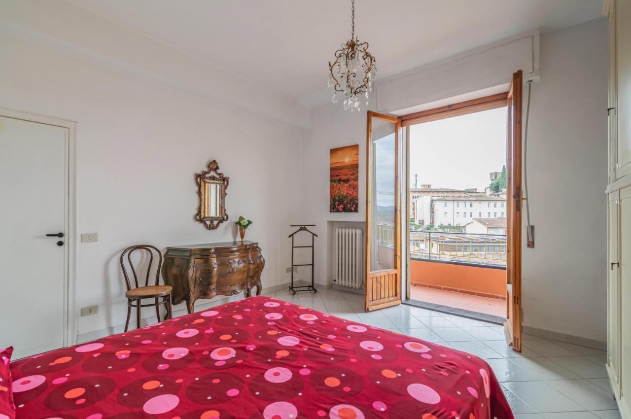 Comfy Flat Steps Away From Siena Station! Apartment Exterior foto